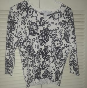JOSEPH A long sleeve top.  Button down gorgeous